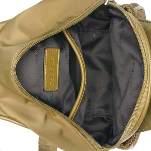 Calvin Klein Jessie Small  Backpack Slingback Crossbody Olive Green  New w/ Tags - Picture 5 of 5